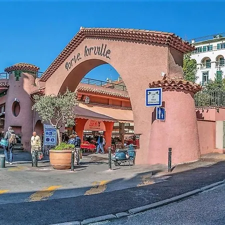 Apartment Mezzanine Balcony: Family Haven Cannes